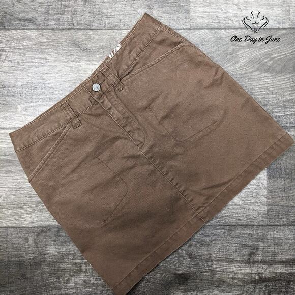 Helly Hansen Embroidered Pocketed Mini Skirt Size S - Picture 1 of 5